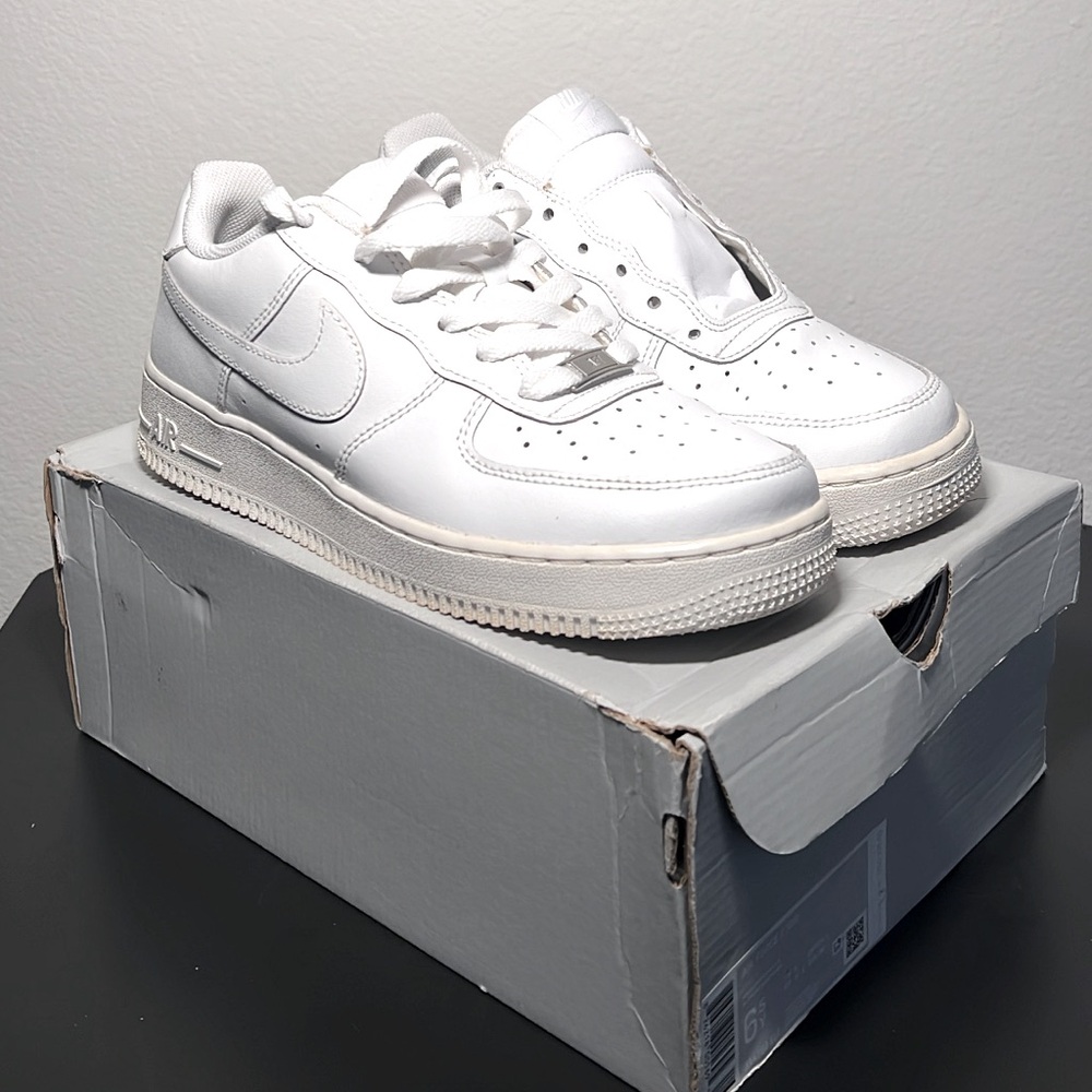 Nike Air Force sneakers size 6.5
